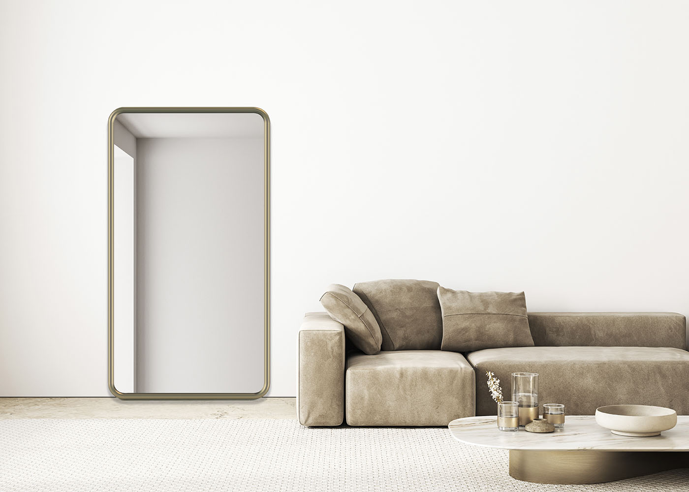 lustro Puffy Long w ramie Dark Gold w beżowym salonie